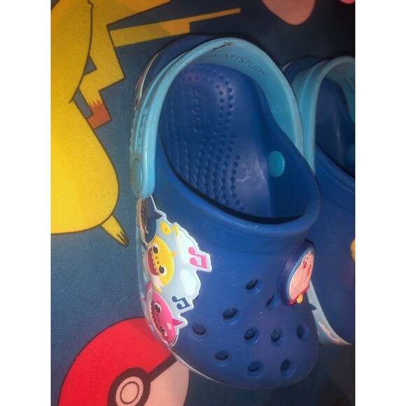 Crocs 6c - Picture 2 of 6